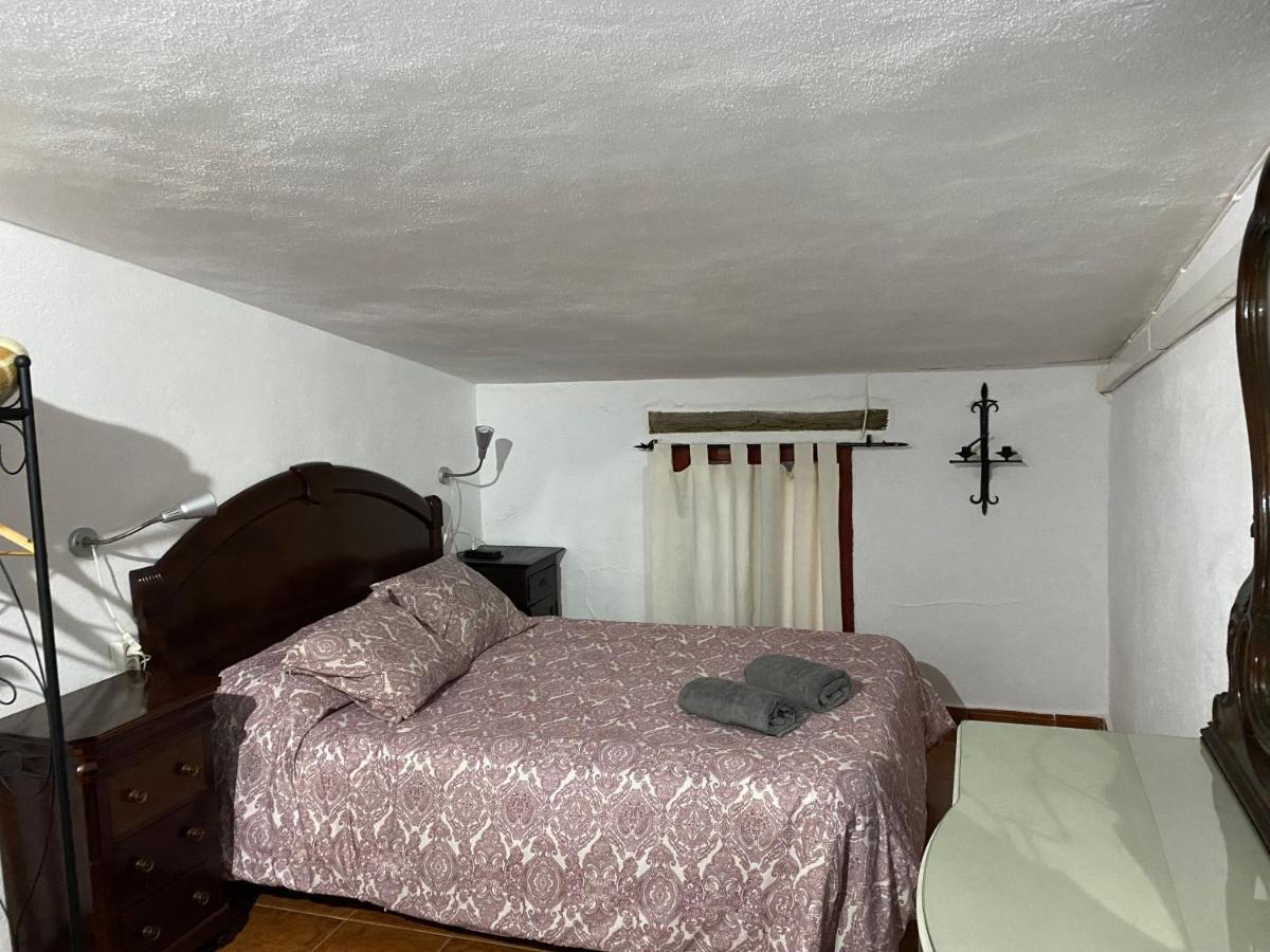 Farm stay La Buhardilla De Torrecillas *
